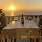 Apartman Ocean Pearl, Luxurioeses Haus, Meerblick, Grosse Sonnenterrasse, Teneriffa Sued, Gigantes, 600m Zum Strand, 200m Zum Ort, Ruhig Acantilado de los Gigantes