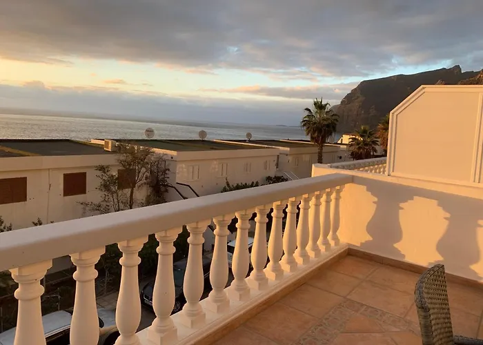 Apartman Ocean Pearl, Luxurioeses Haus, Meerblick, Grosse Sonnenterrasse, Teneriffa Sued, Gigantes, 600m Zum Strand, 200m Zum Ort, Ruhig Acantilado de los Gigantes